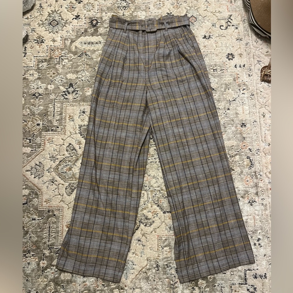 a new day. Yellow, brown and white Plaid High-Waisted Trousers wide leg